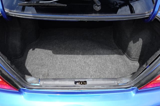2000 Subaru Impreza JDM car for sale — photo 18 of 19