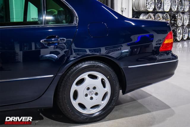 2001 Toyota Celsior JDM car for sale — photo 25 of 25