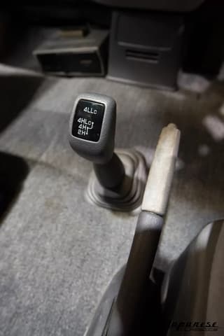 1997 Mitsubishi Delica JDM car for sale — photo 12 of 25