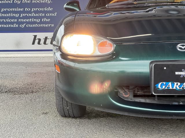 1999 Mazda Roadster (Eunos Roadster / MX-5) JDM car for sale — photo 17 of 25