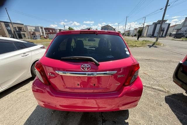 2011 Toyota Vitz JDM car for sale — photo 3 of 25