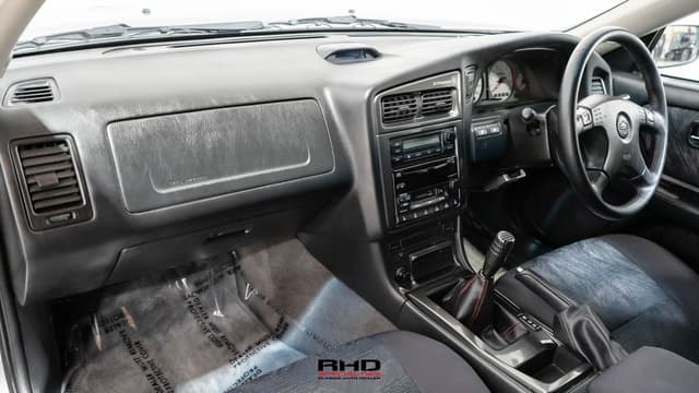 2001 Nissan Stagea JDM car for sale — photo 24 of 25