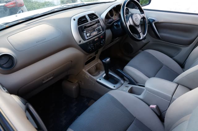 2000 Toyota RAV4 JDM car for sale — photo 19 of 25