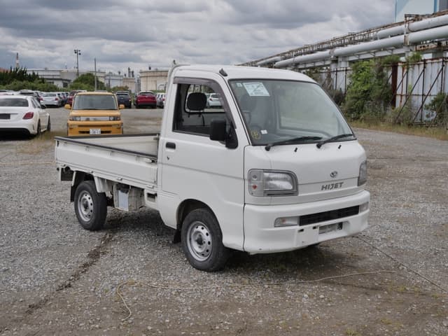 2000 Daihatsu Hijet JDM car for sale — photo 3 of 25