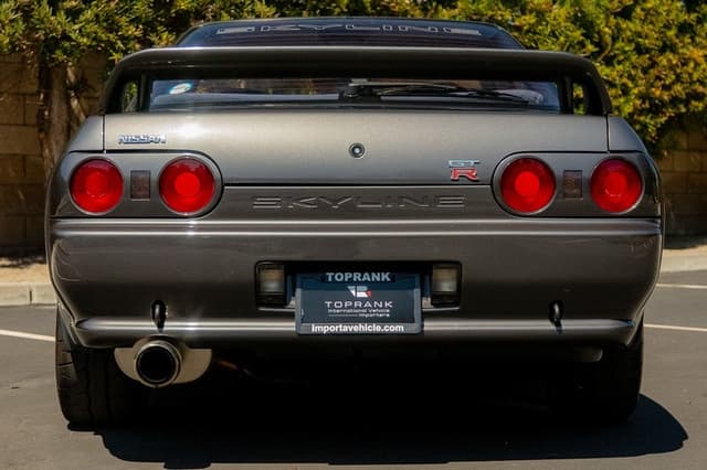 1991 Nissan Skyline JDM car for sale — photo 9 of 25