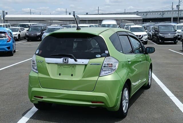 2011 Honda Fit JDM car for sale — photo 5 of 25