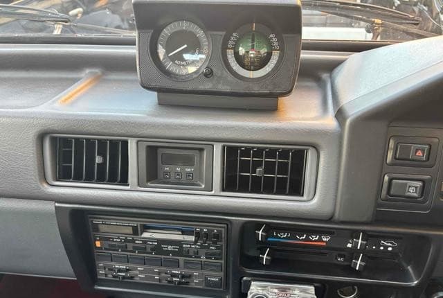 1988 Mitsubishi Delica JDM car for sale — photo 10 of 22