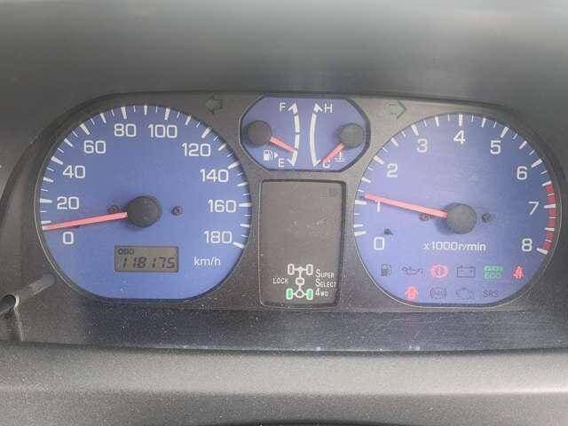 1999 Mitsubishi Pajero JDM car for sale — photo 13 of 20