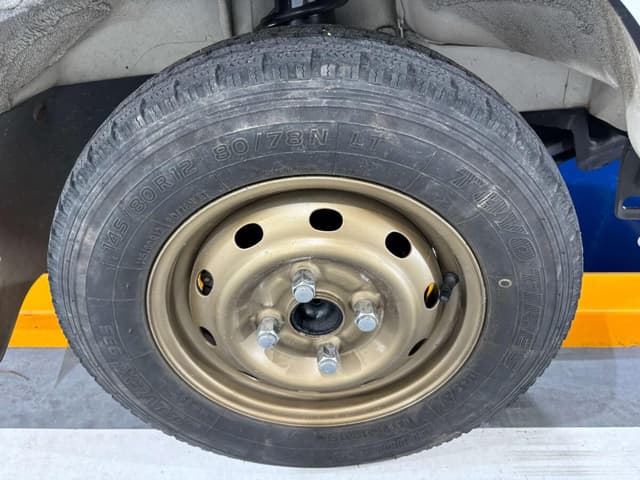 1999 Daihatsu Hijet JDM car for sale — photo 15 of 24