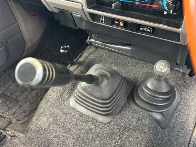 1992 Toyota Land Cruiser JDM car for sale — photo 24 of 25