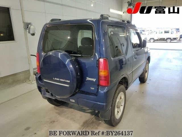 2007 Suzuki Jimny JDM car for sale — photo 2 of 6