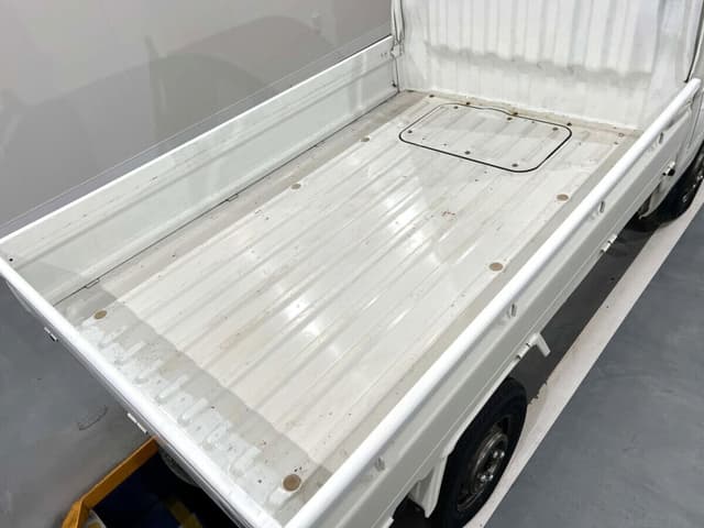 1998 Daihatsu Hijet JDM car for sale — photo 5 of 24