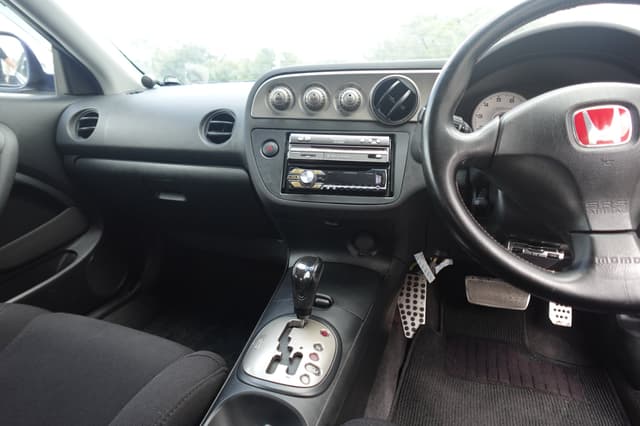 2001 Honda Integra JDM car for sale — photo 13 of 16