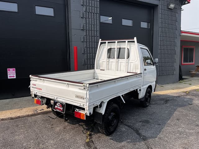 1993 Daihatsu Hijet JDM car for sale — photo 13 of 25