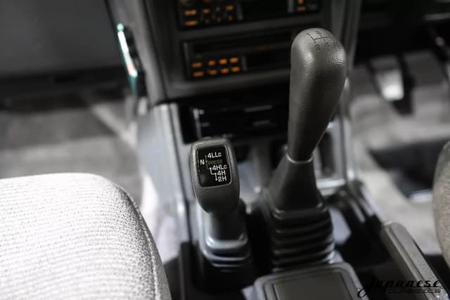 1991 Mitsubishi Pajero JDM car for sale — photo 10 of 25