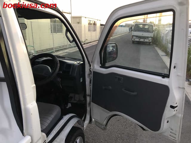 2000 Daihatsu Hijet JDM car for sale — photo 12 of 22