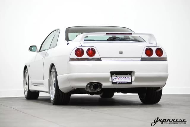1996 Nissan Skyline JDM car for sale — photo 6 of 25