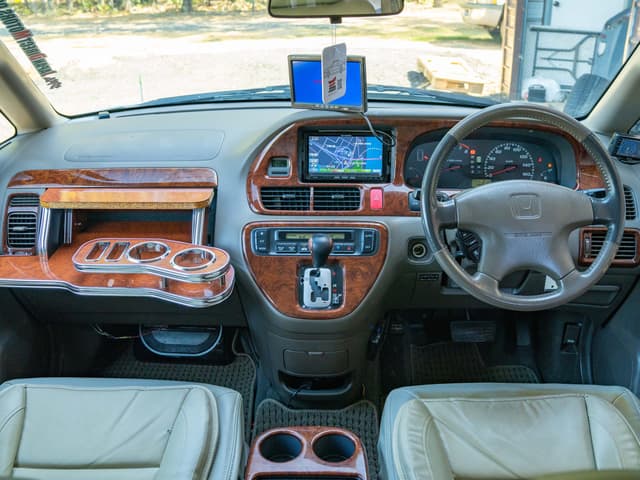 2001 Honda Odyssey JDM car for sale — photo 11 of 22