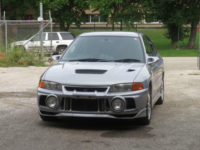 1998 Mitsubishi Lancer Evolution JDM car for sale — photo 3 of 25
