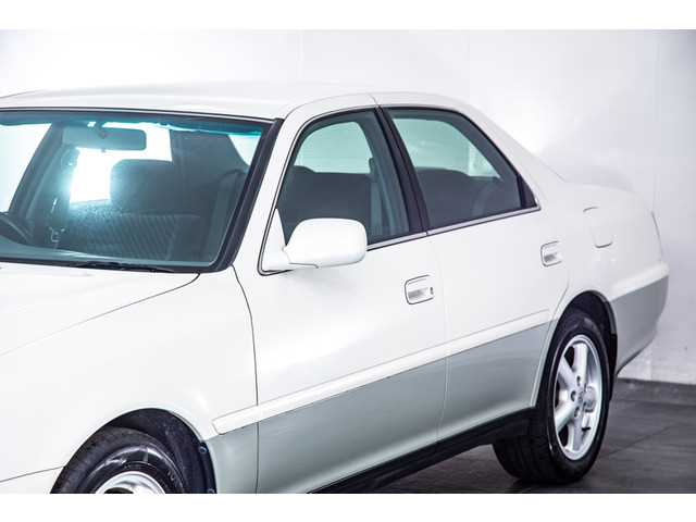 1997 Toyota Cresta JDM car for sale — photo 15 of 18