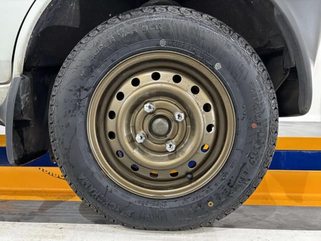1999 Suzuki Every JDM car for sale — photo 23 of 25