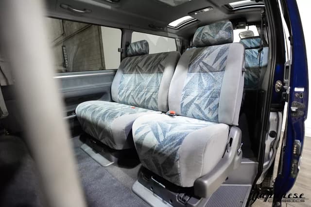 1996 Toyota HiAce JDM car for sale — photo 17 of 25