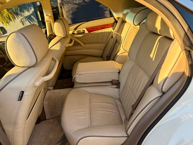 2000 Nissan Cedric JDM car for sale — photo 19 of 22