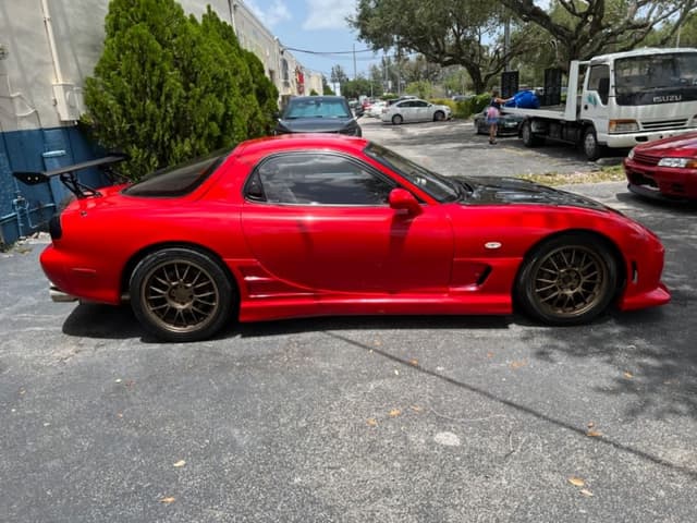 1992 Mazda RX-7 JDM car for sale — photo 8 of 17