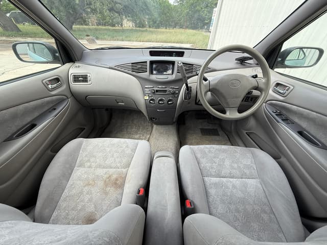 1998 Toyota Prius JDM car for sale — photo 19 of 21
