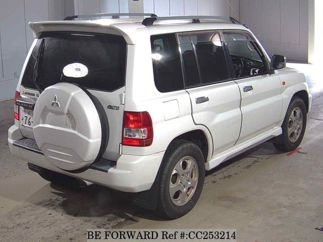 2001 Mitsubishi Pajero JDM car for sale — photo 2 of 6