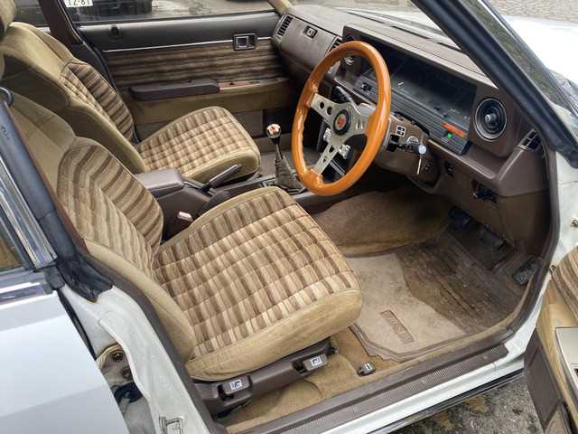 1983 Toyota Cresta JDM car for sale — photo 15 of 20