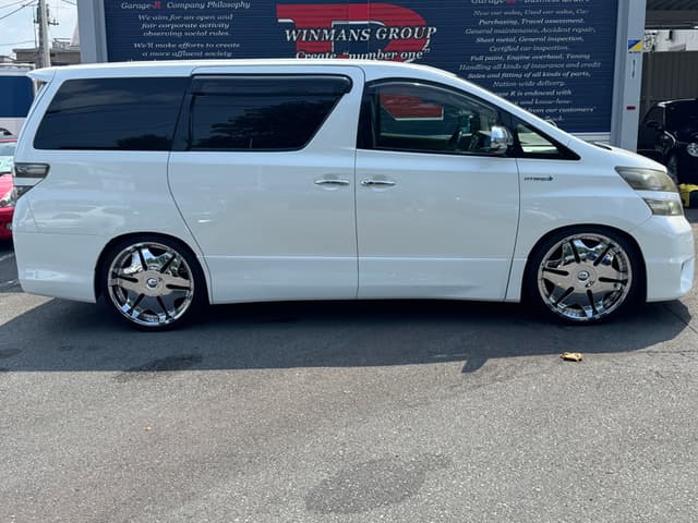 2011 Toyota Vellfire JDM car for sale — photo 9 of 25