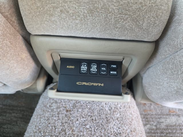 1999 Toyota Celsior JDM car for sale — photo 13 of 14