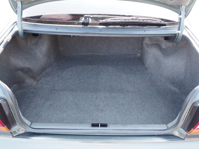 1990 Mitsubishi Diamante JDM car for sale — photo 24 of 25