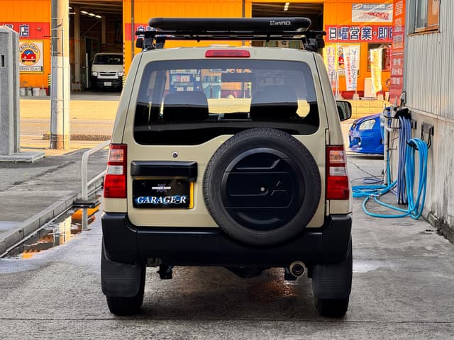 2003 Mitsubishi Pajero Mini JDM car for sale — photo 18 of 25