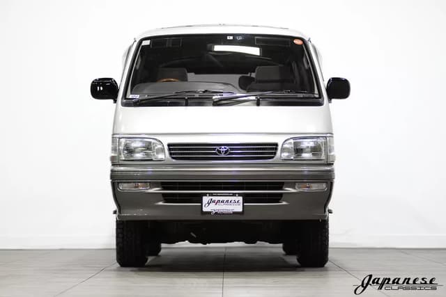 1996 Toyota HiAce JDM car for sale — photo 2 of 25