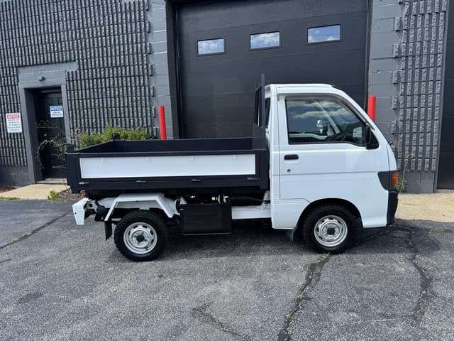 1996 Daihatsu Hijet JDM car for sale — photo 8 of 22