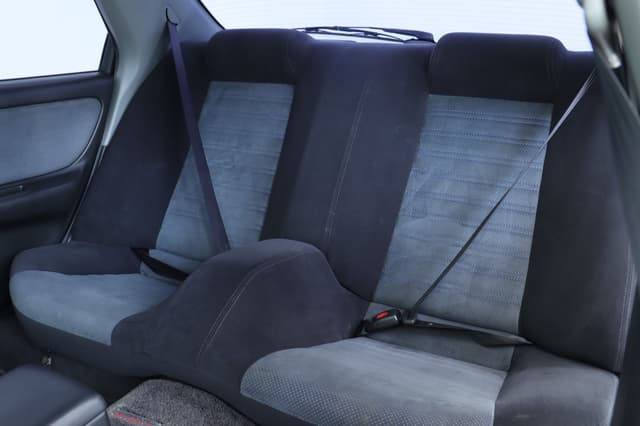 1998 Nissan Skyline JDM car for sale — photo 9 of 11