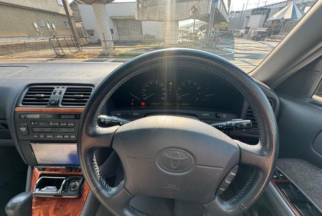 1999 Toyota Celsior JDM car for sale — photo 19 of 25