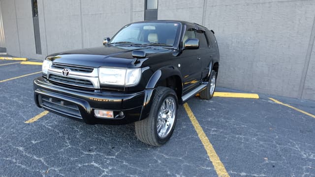 2000 Toyota Hilux Surf JDM car for sale — photo 2 of 15
