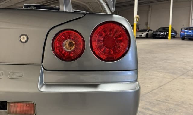 2000 Nissan Skyline JDM car for sale — photo 23 of 25