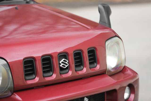 1998 Suzuki Jimny JDM car for sale — photo 19 of 25