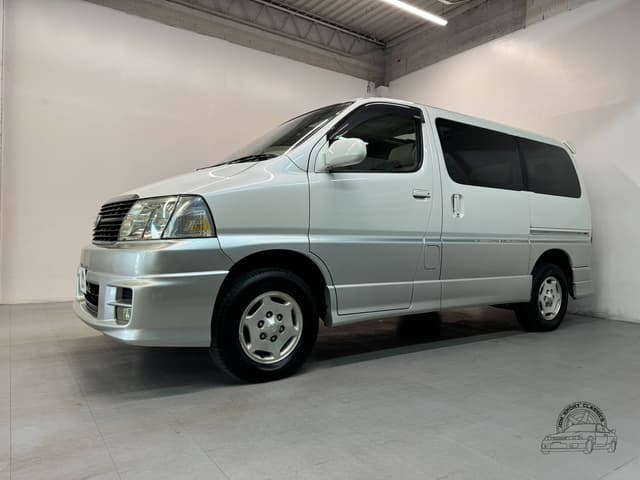 1999 Toyota Granvia JDM car for sale — photo 10 of 25