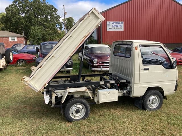 1990 Mitsubishi Minicab JDM car for sale — photo 2 of 5