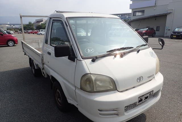 2005 Toyota Townace JDM car for sale — photo 7 of 25