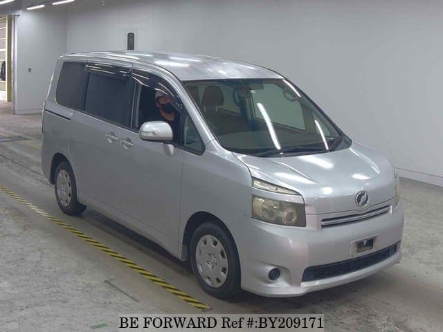 2008 Toyota Voxy JDM car for sale — photo 6 of 6