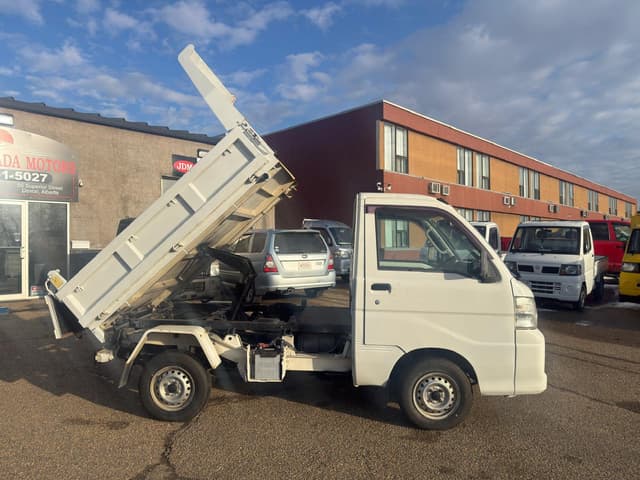 2008 Daihatsu Hijet JDM car for sale — photo 2 of 6