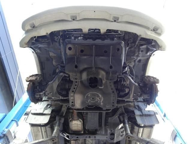 2001 Toyota Land Cruiser Prado JDM car for sale — photo 19 of 25
