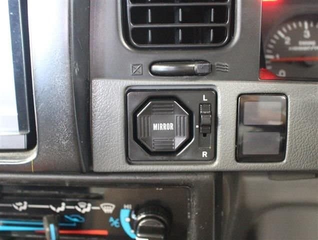 1994 Toyota Land Cruiser JDM car for sale — photo 11 of 25