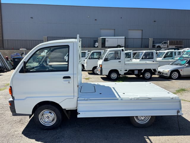 1996 Mitsubishi Minicab JDM car for sale — photo 8 of 25